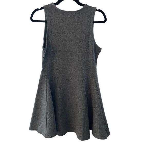 SLEEVELESS FIT N FLARE GREY DRESS - Picture 6 of 8